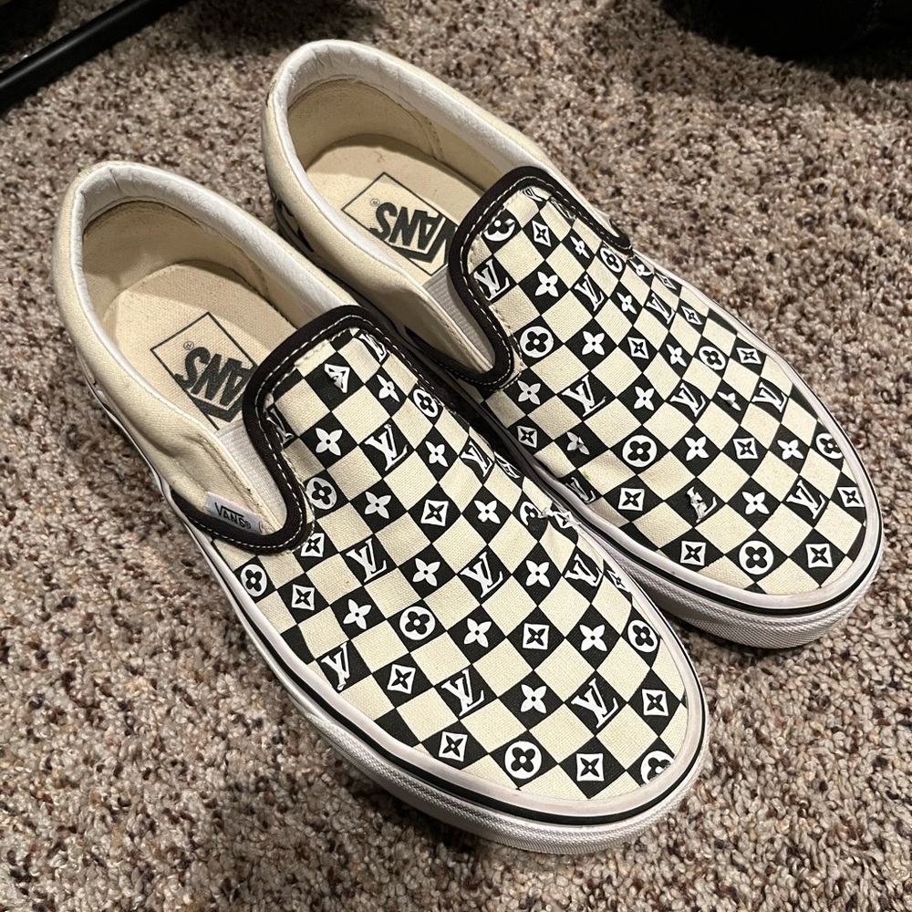 COPY - Vans customized with Lv